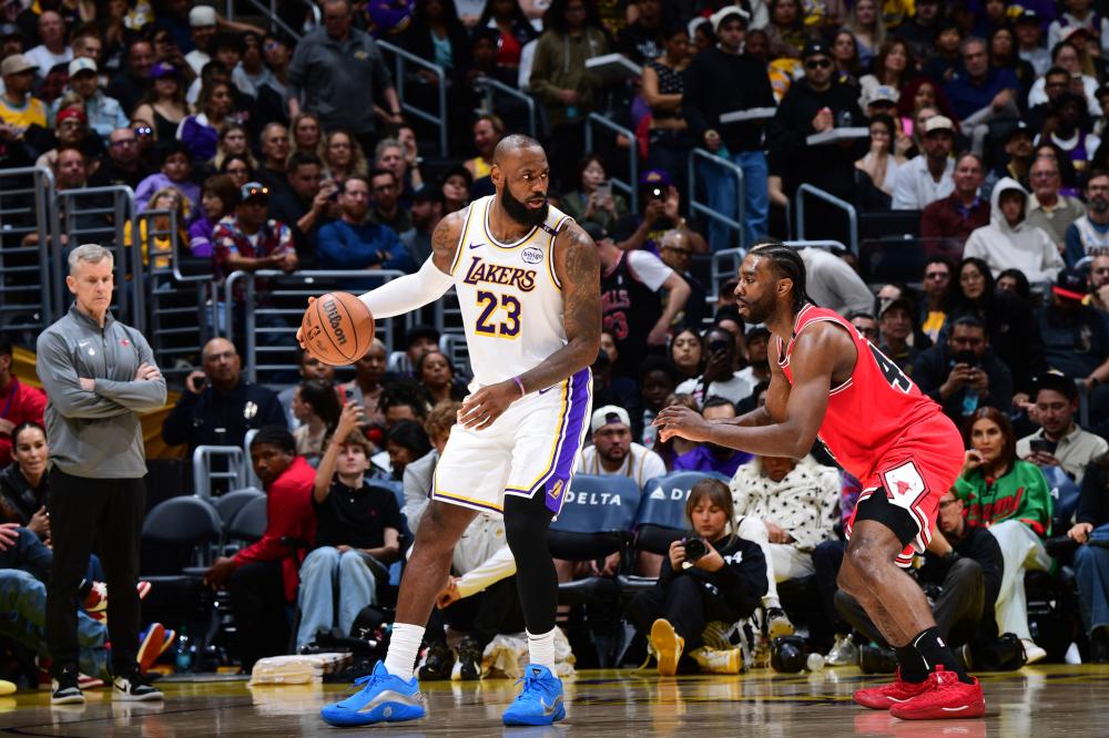 勇士板凳球 勇士板凳球